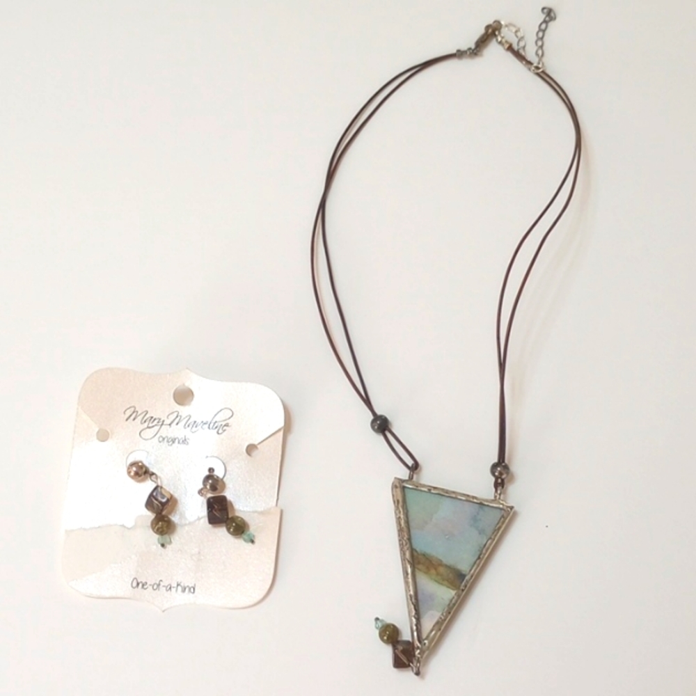 Mary Maveline Matching Necklace and Earring Set